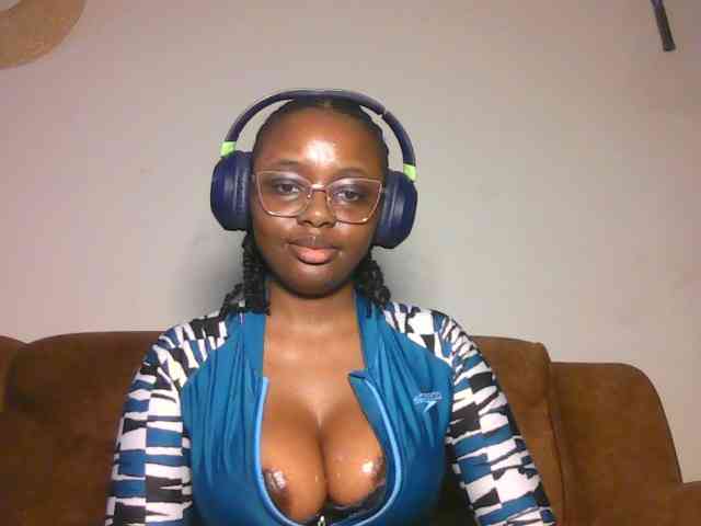 ChocoCaramel webcam