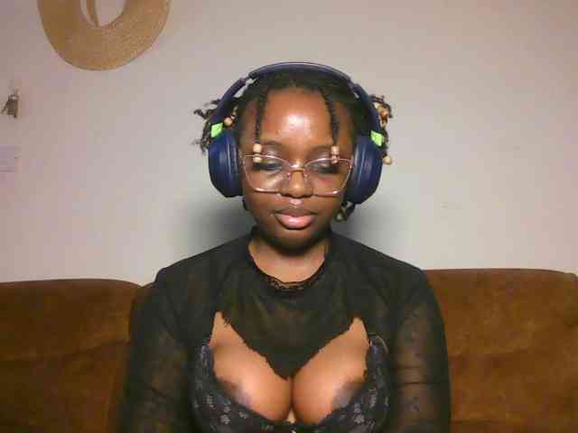 ChocoCaramel webcam
