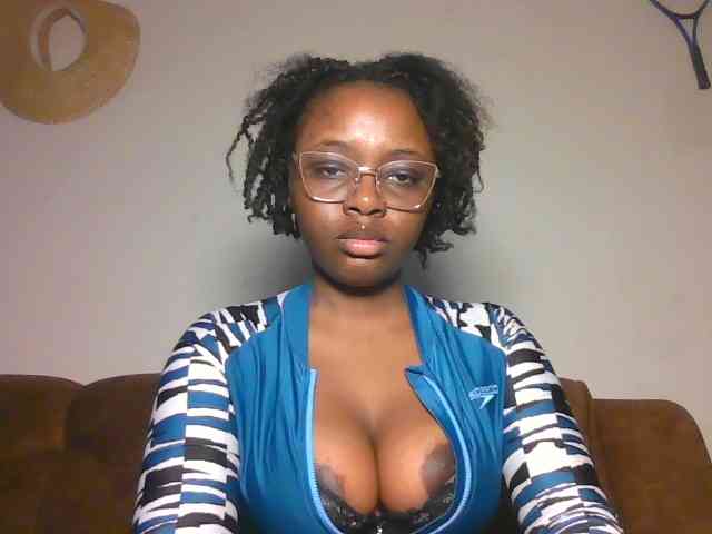 ChocoCaramel webcam
