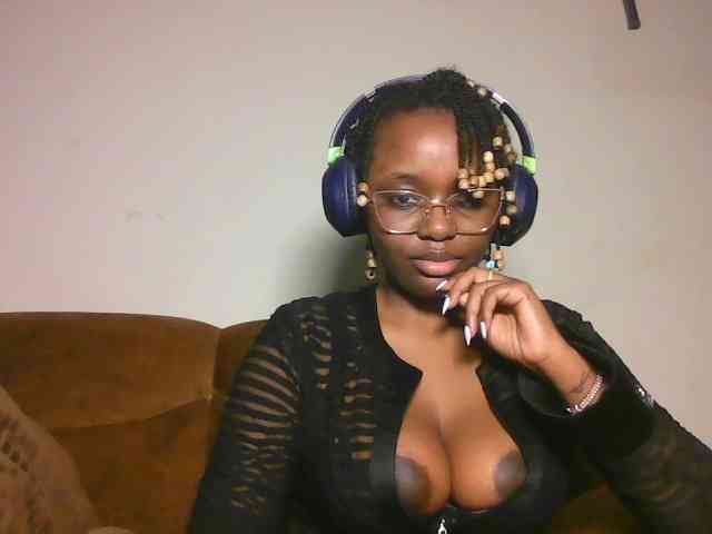 ChocoCaramel webcam