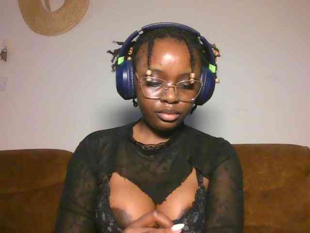 ChocoCaramel webcam