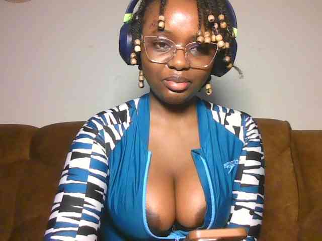ChocoCaramel webcam
