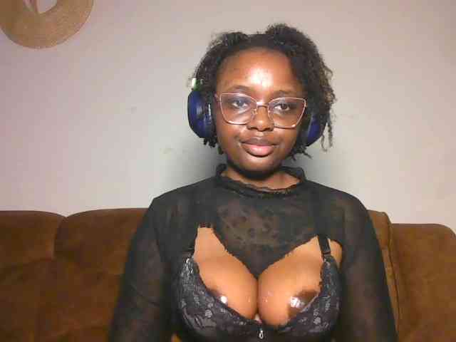 ChocoCaramel webcam