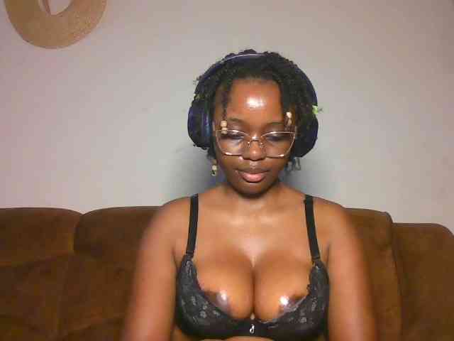 ChocoCaramel webcam