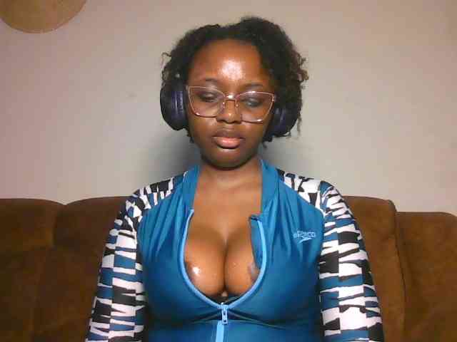 ChocoCaramel webcam