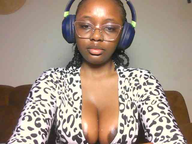 ChocoCaramel webcam