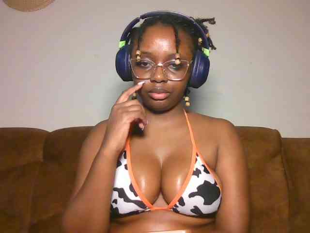 ChocoCaramel webcam