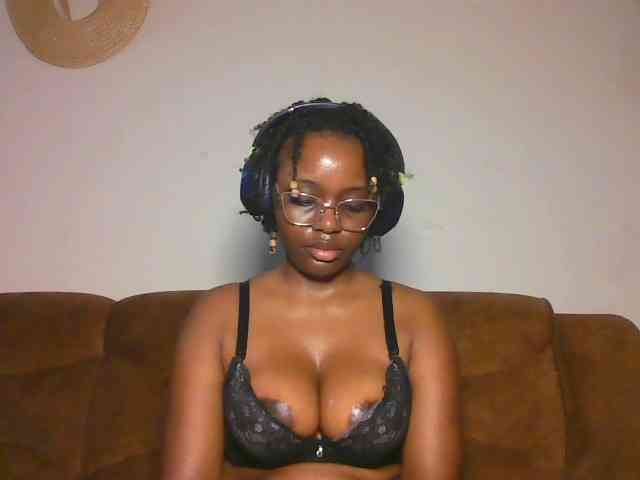 ChocoCaramel webcam