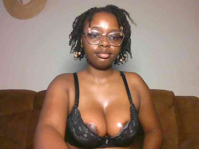 ChocoCaramel webcam