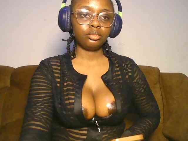 ChocoCaramel webcam