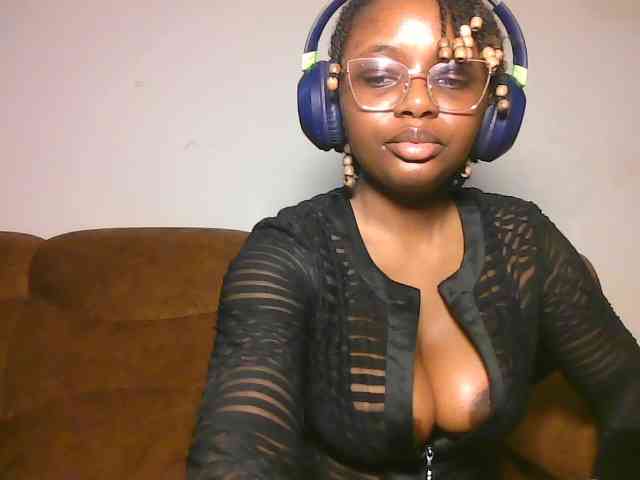 ChocoCaramel webcam