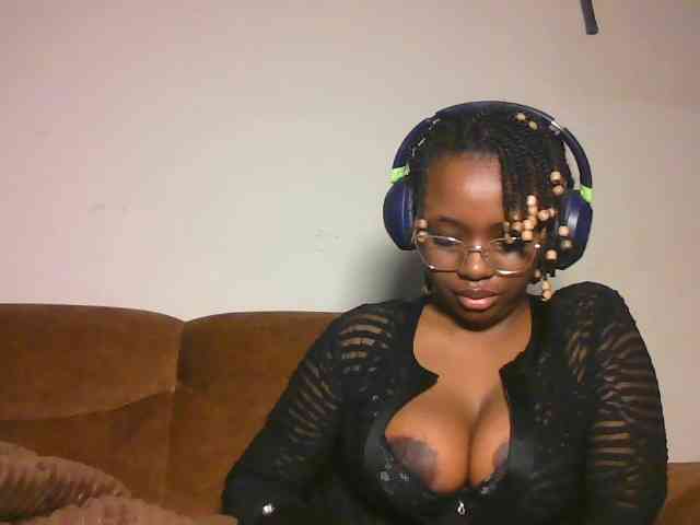 ChocoCaramel webcam