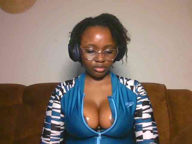 ChocoCaramel webcam