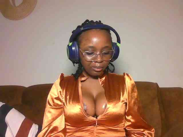 ChocoCaramel webcam