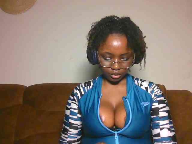 ChocoCaramel webcam