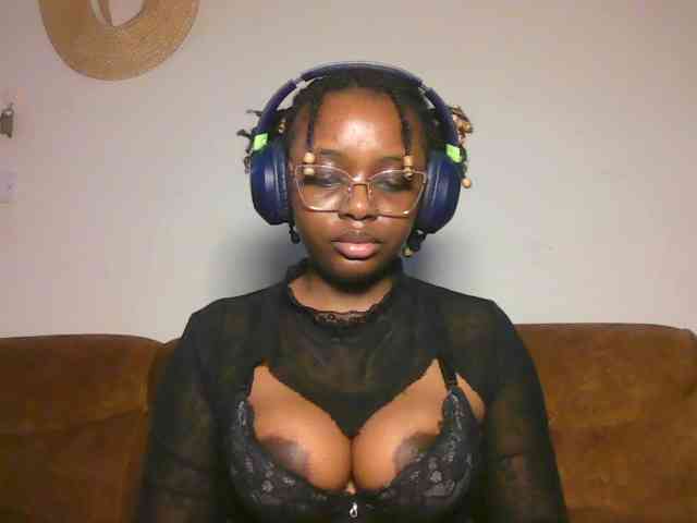 ChocoCaramel webcam