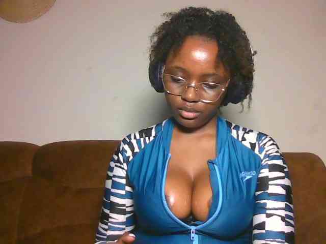 ChocoCaramel webcam