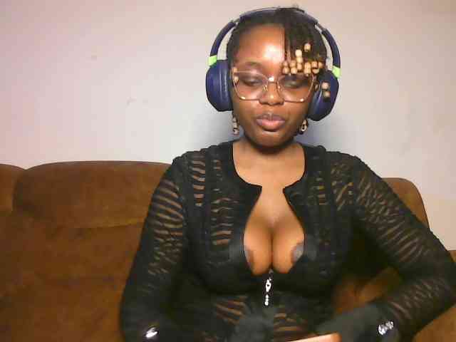 ChocoCaramel webcam