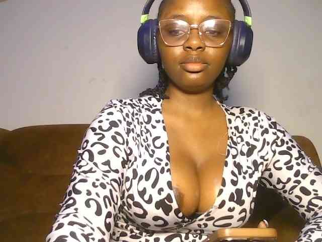 ChocoCaramel webcam