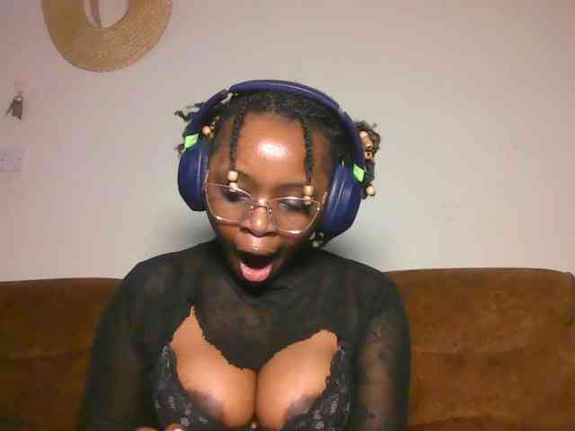 ChocoCaramel webcam