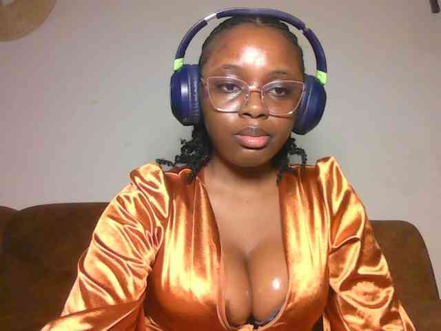 ChocoCaramel webcam