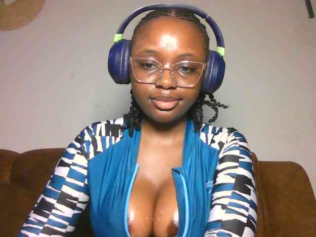 ChocoCaramel webcam