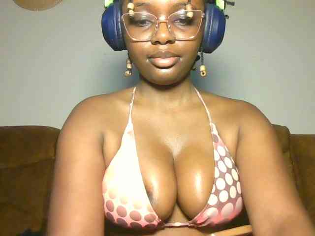 ChocoCaramel webcam