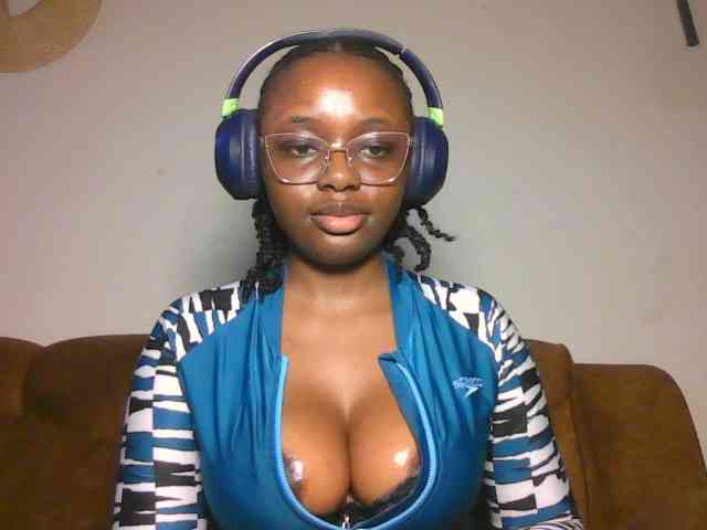 ChocoCaramel webcam