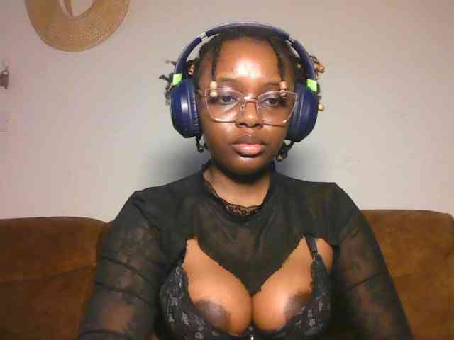 ChocoCaramel webcam