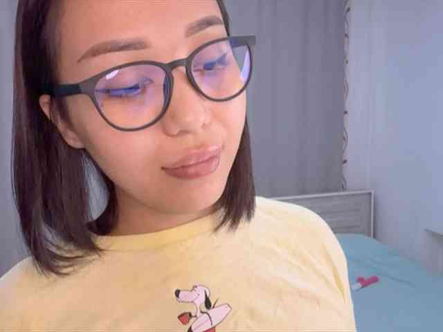 PurrrfectMiko Live Webcam on BongaCams