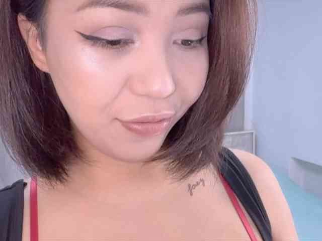 PurrrfectMiko webcam