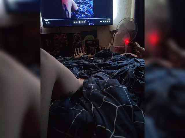 Looolkek webcam