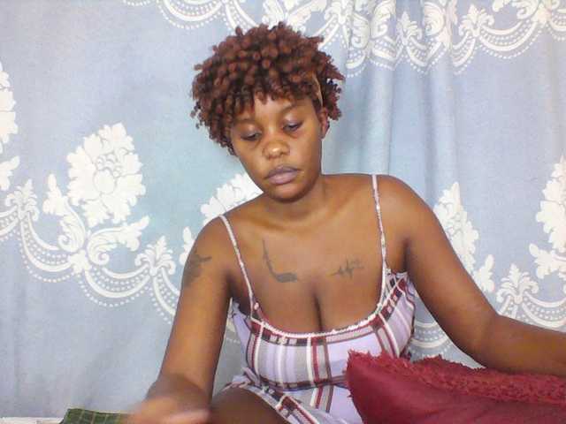  Prettydarksin chat room