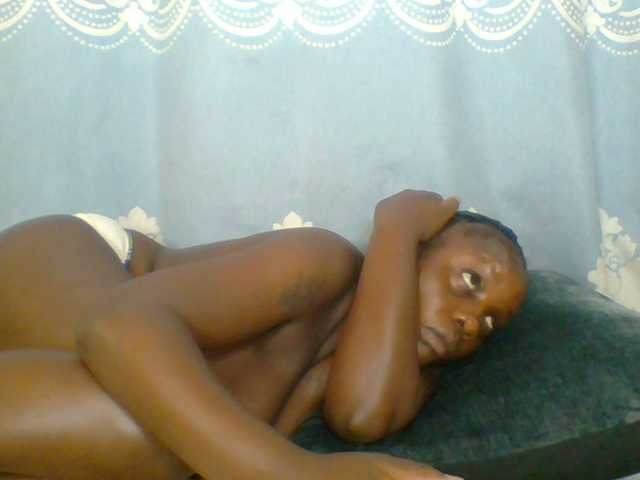 Prettydarksin's BongaCams show and profile