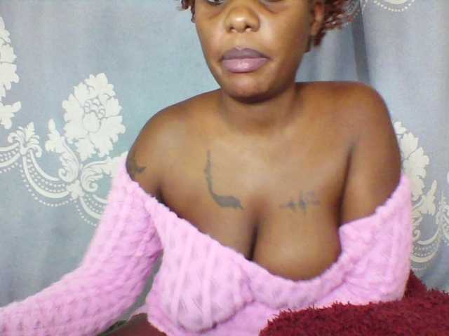  Prettydarksin chat room