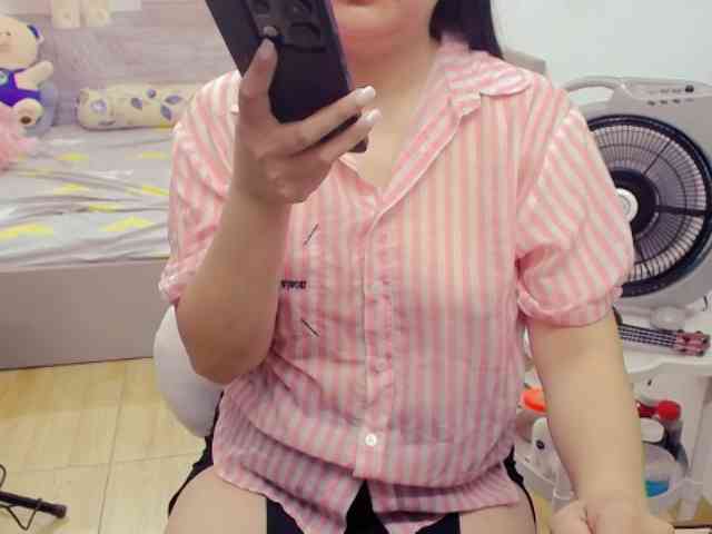 Bella6868 webcam