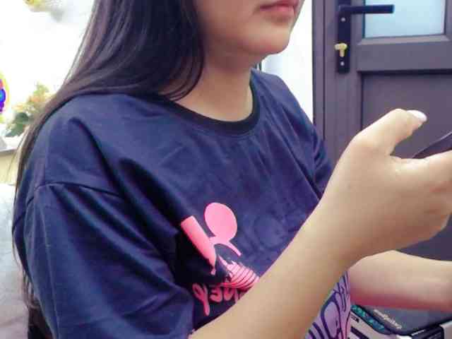 Bella6868 webcam