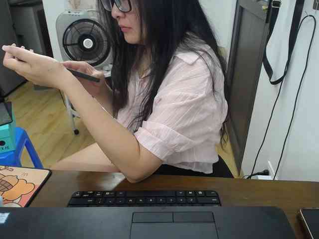 Bella6868 webcam