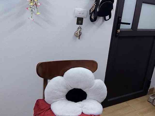 Bella6868 webcam