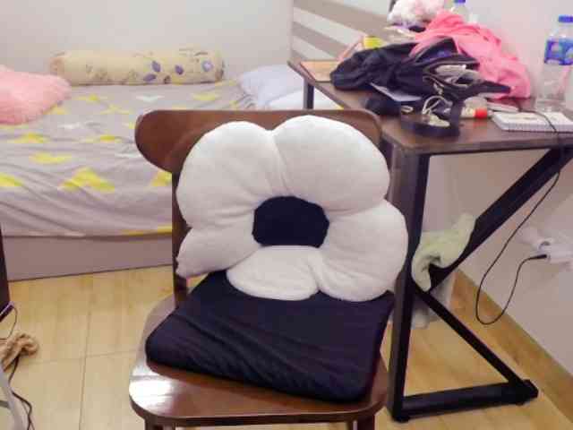 Bella6868 webcam