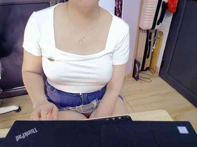 Bella6868 webcam