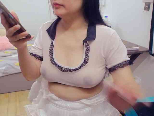 Bella6868 webcam