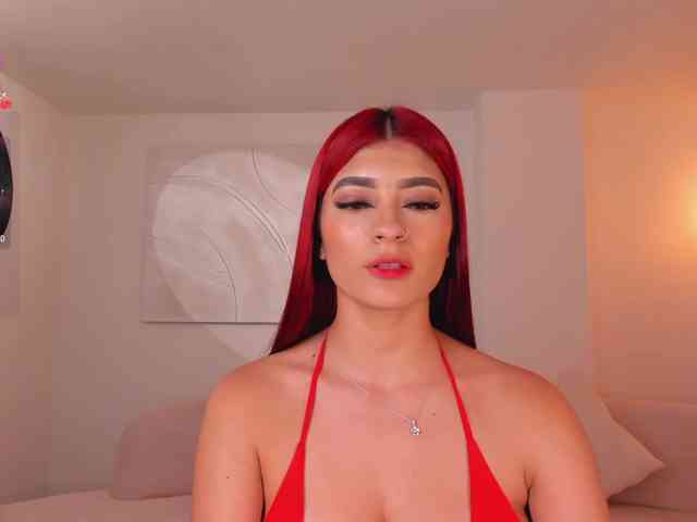 AriTylor webcam