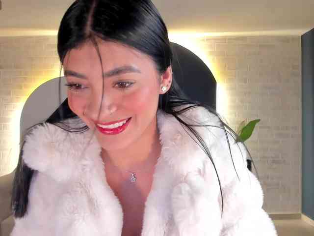 AriTylor webcam