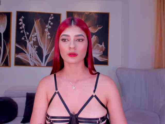 AriTylor webcam