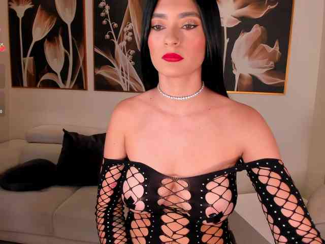AriTylor webcam
