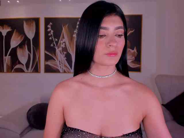 AriTylor webcam