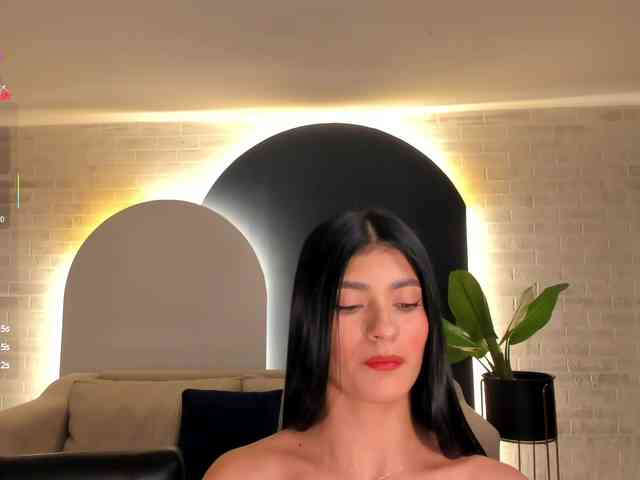 AriTylor webcam