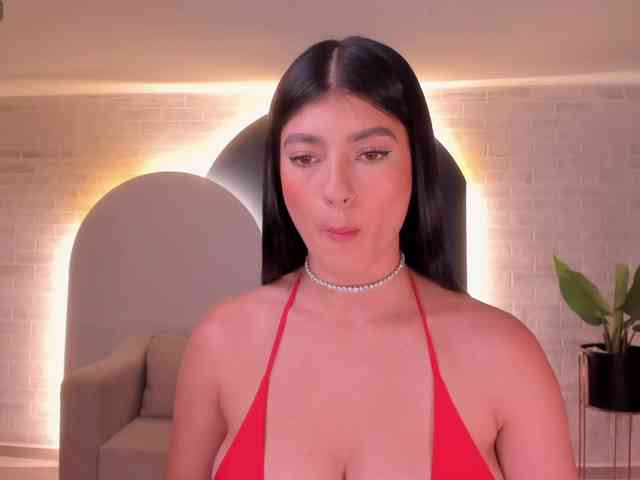 AriTylor webcam