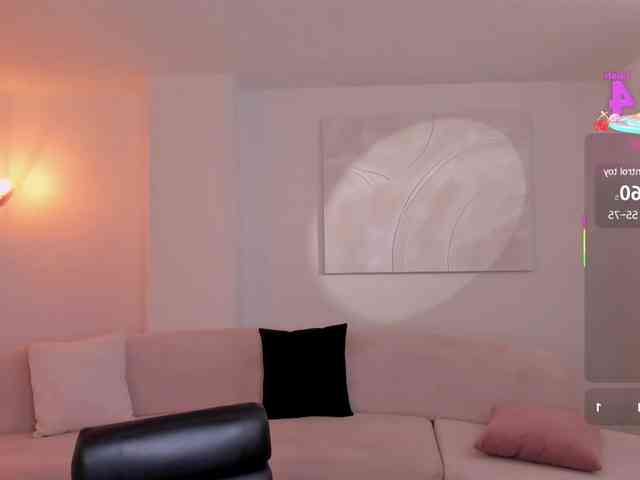 AriTylor webcam